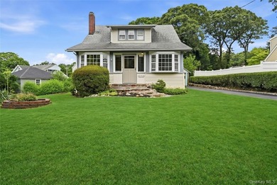 This charming country home on a quiet street in Port Jefferson - photo 3