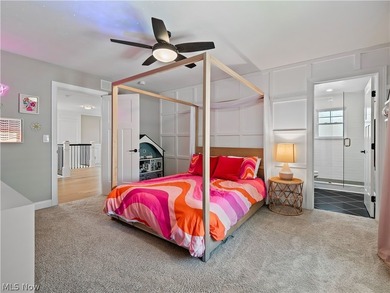Welcome to this one of a kind newly custom built home in the - photo 31