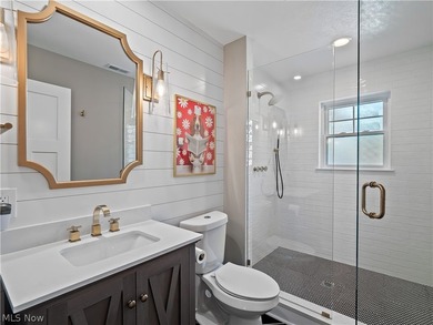 Welcome to this one of a kind newly custom built home in the - photo 32