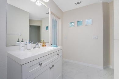 Impressive 4 Bedroom, 3 Bedroom home with attached two car - photo 41
