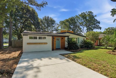 Welcome to 32 Briarcliff Dr., a beautifully updated 4-bedroom - photo 1