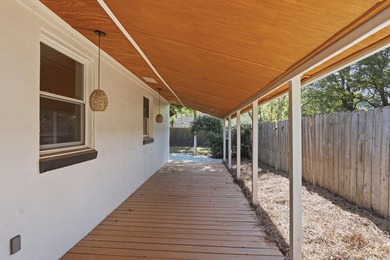 Welcome to 32 Briarcliff Dr., a beautifully updated 4-bedroom - photo 5