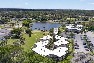 Welcome to your tranquil Florida retreat! This light-filled - photo 3