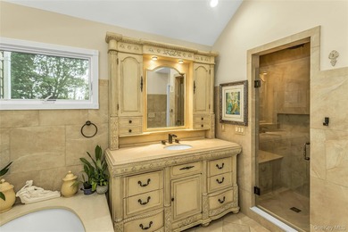 A rare opportunity offering true versatility-this beautifully - photo 17