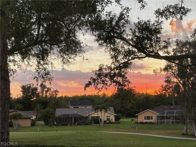 Enjoy breathtaking western sunset views over the lake and golf - photo 23