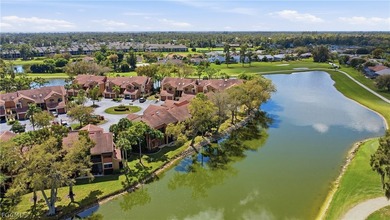 Enjoy breathtaking western sunset views over the lake and golf - photo 32