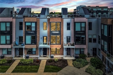 Welcome to one of the most private and well-positioned townhomes - photo 2
