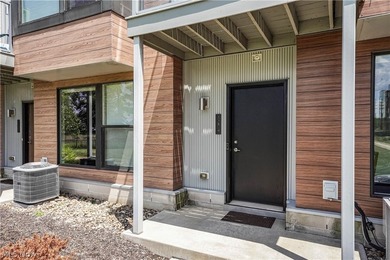 Welcome to one of the most private and well-positioned townhomes - photo 5