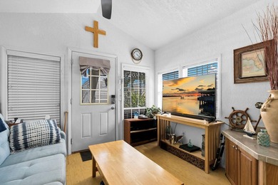 ISLAMORADA RETREAT! Whether you're looking for a full-time - photo 8