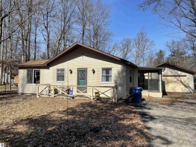 Lake Home For Sale in Houghton Lake, Michigan