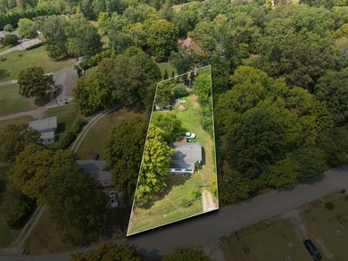 Chickamauga Lake Home For Sale in Harrison Tennessee