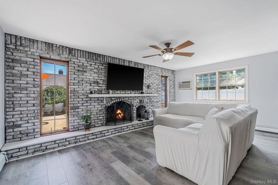 This is the one you've been waiting for! Welcome to 90 Twin Lane - photo 6