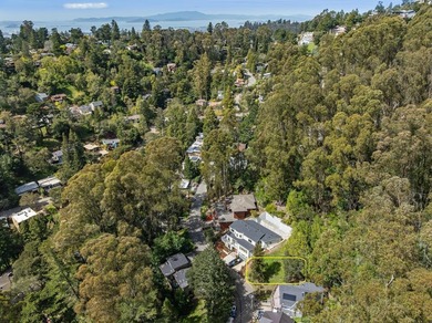 Build your dream home on this wonderful lot in Oakland Hills - photo 4