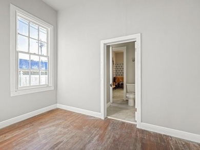 Located in the heart of downtown Houma, this 4-bedroom, 3.5-bath - photo 14