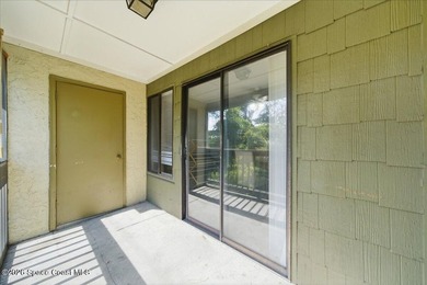 Beautifully renovated second-floor condominium in the desirable - photo 18