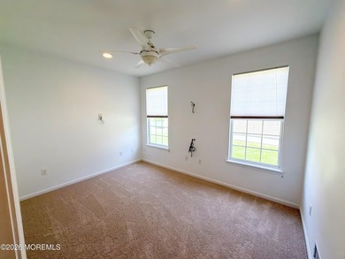 Welcome to this beautifully maintained EXPANDED Wentworth model! - photo 20