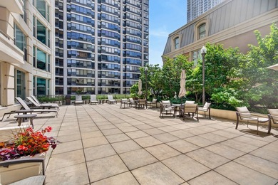 Experience refined & luxurious city living in this beautifully - photo 20