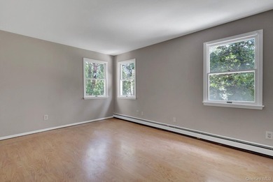 Ready for room to spread out? This generously proportioned - photo 25