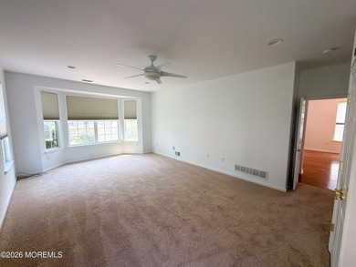 Welcome to this beautifully maintained EXPANDED Wentworth model! - photo 26