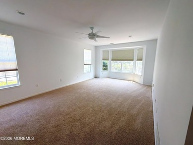 Welcome to this beautifully maintained EXPANDED Wentworth model! - photo 27