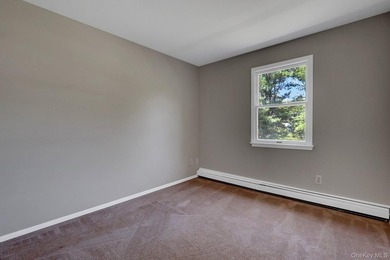 Ready for room to spread out? This generously proportioned - photo 31