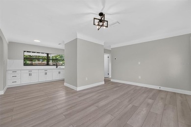 Welcome to this beautifully renovated 3-bedroom, 2-bathroom home - photo 4