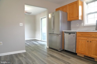 Totally renovated townhome like brand new! You' ll appreciate - photo 16