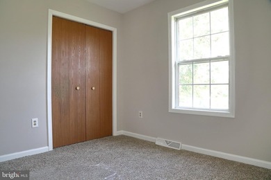 Totally renovated townhome like brand new! You' ll appreciate - photo 18