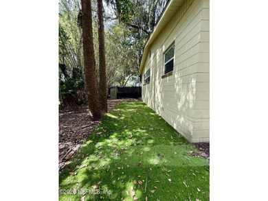 Charming three bedroom/two full bath located in the desirable - photo 19