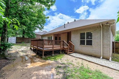 Perfectly maintained all-brick home in Gap Creek! Beautiful - photo 29