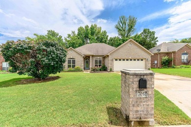 Perfectly maintained all-brick home in Gap Creek! Beautiful - photo 31