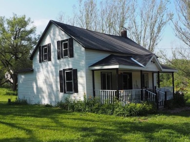 (private lake, pond, creek) Home For Sale in Fultonville New York