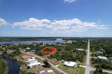 LOT NEAR WATERFRONT PROPERTIES, IN THIS UPSCALE AND GORGEOUS - photo 6