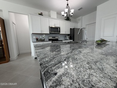 Don't miss your chance to own this charming Dreamsicle Cottage - photo 14