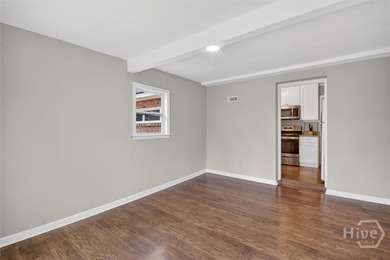 Welcome to this beautifully renovated 3-bedroom, 1-bath ranch - photo 15