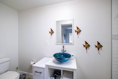 Welcome to your dream waterfront retreat in the heart of the - photo 5