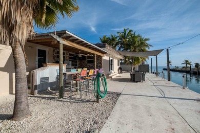 Welcome to your dream waterfront retreat in the heart of the - photo 9
