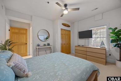 Exceptionally maintained and perfectly situated in an unbeatable - photo 31