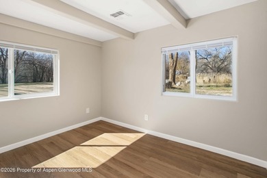 Welcome to a rare opportunity 3Bed and 3Bath and rental income! - photo 11