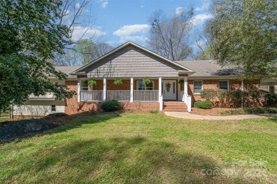 Mountain Island Lake Home For Sale in Charlotte North Carolina