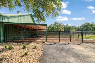 Luxury Country Estate on 26.78+/- Acres with Water Rights - photo 12