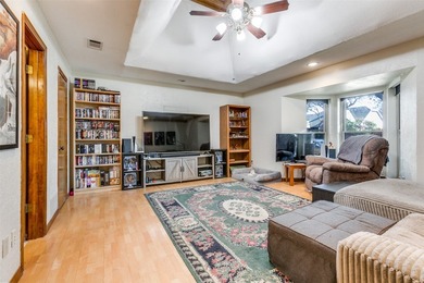 Located minutes from Sherrill Park Golf Course, this remodeled - photo 14