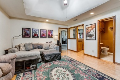 Located minutes from Sherrill Park Golf Course, this remodeled - photo 15
