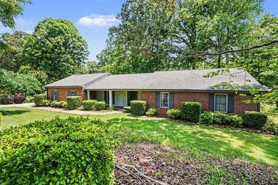 A great opportunity to own a home in the desirable community of - photo 21