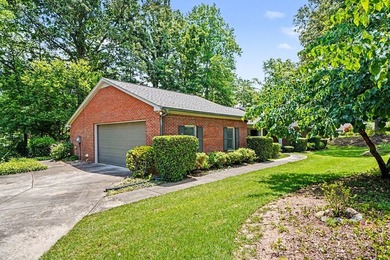 A great opportunity to own a home in the desirable community of - photo 22