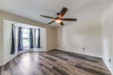 Located minutes from Sherrill Park Golf Course, this remodeled - photo 23