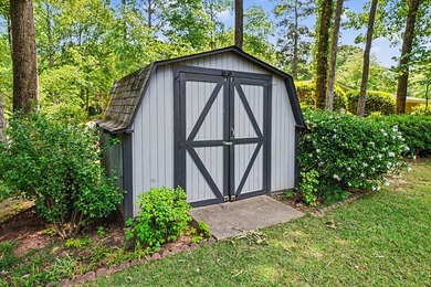 A great opportunity to own a home in the desirable community of - photo 23