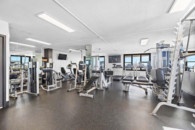 Enjoy the luxury of a top Gold Coast highrise and million-dollar - photo 25