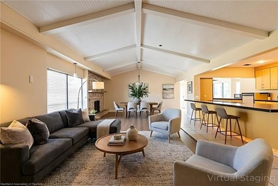 Gorgeous Expansive Pool Home located in Sun N Lakes of Sebring's - photo 7