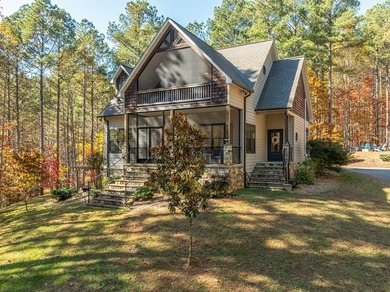 Stunning Craftsman Farmhouse in the Gated Community of Thirteen - photo 5